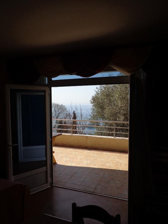 Nikic Apartments Ülgün Oda fotoğraf